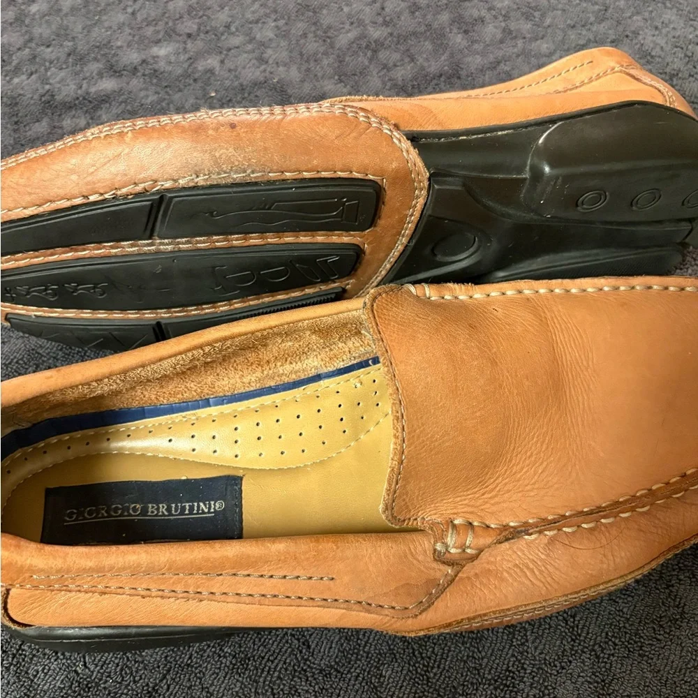 Giorgio Brutini Men's Leather Slip-On Loafers in Light Brown‎ Size 10.5